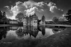 Huis Ruurlo is een kasteel en landgoed in de gemeente Berkelland, zuidelijk gelegen van het dorp Ruurlo, in de Nederlandse provincie Gelderland. Het is onderdeel van een sinds 2010 geregistreerd rijksbeschermd complex Historische Buitenplaats.